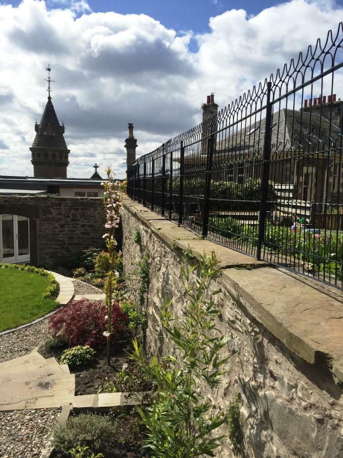 Carbet Lodge Dundee Exterior photo