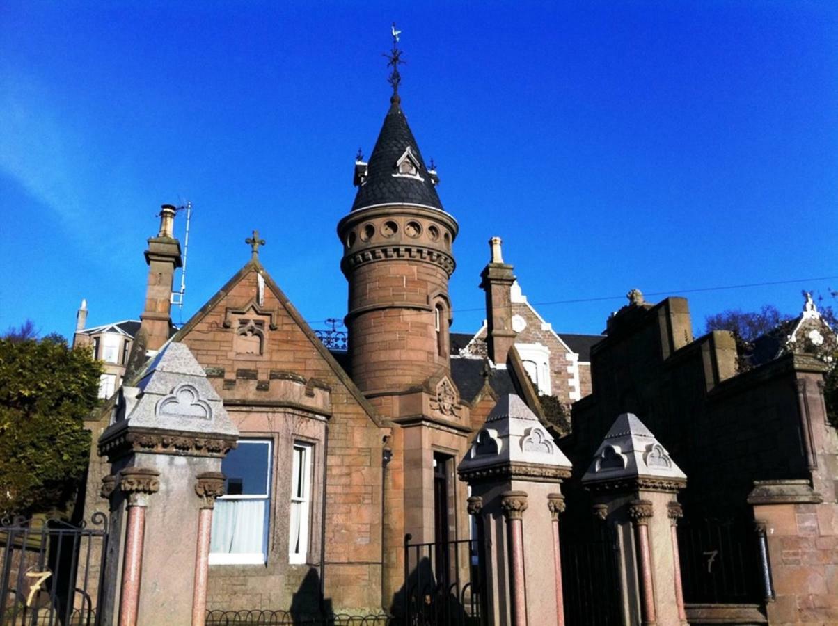 Carbet Lodge Dundee Exterior photo